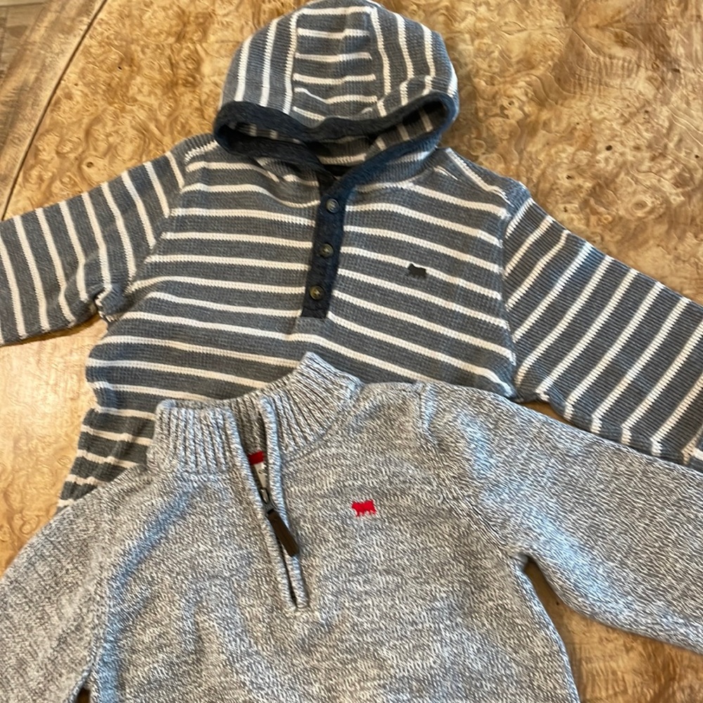 Boys Carters sweater and hooded thermal shirt lot size 7